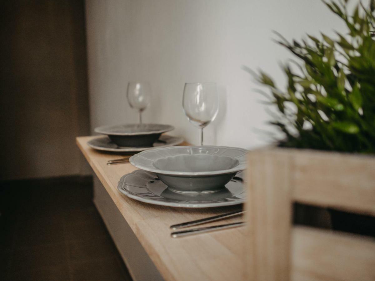Business And Travel Central Apartment Timisoara Bagian luar foto