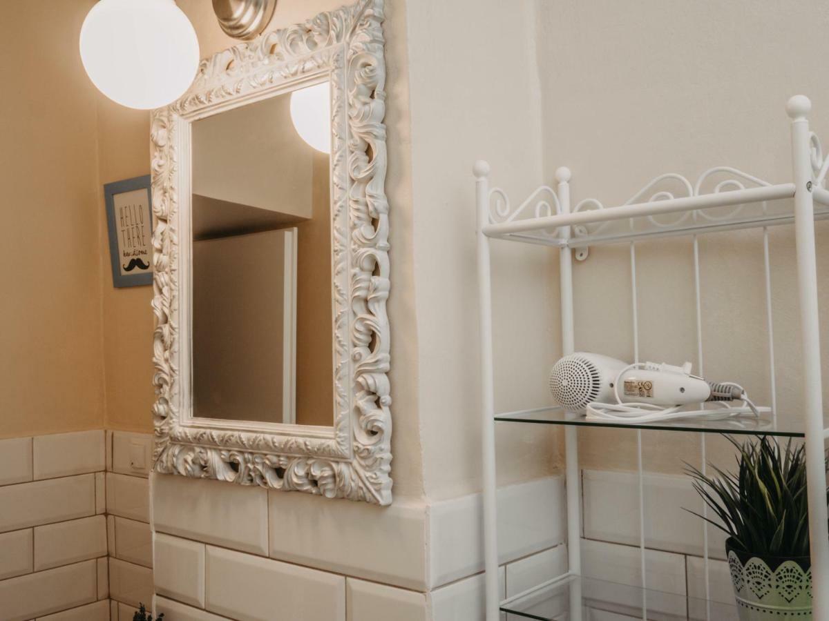 Business And Travel Central Apartment Timisoara Bagian luar foto